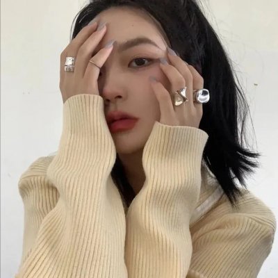 战火中的女神