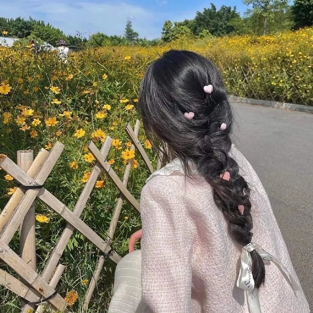 红色背篓
